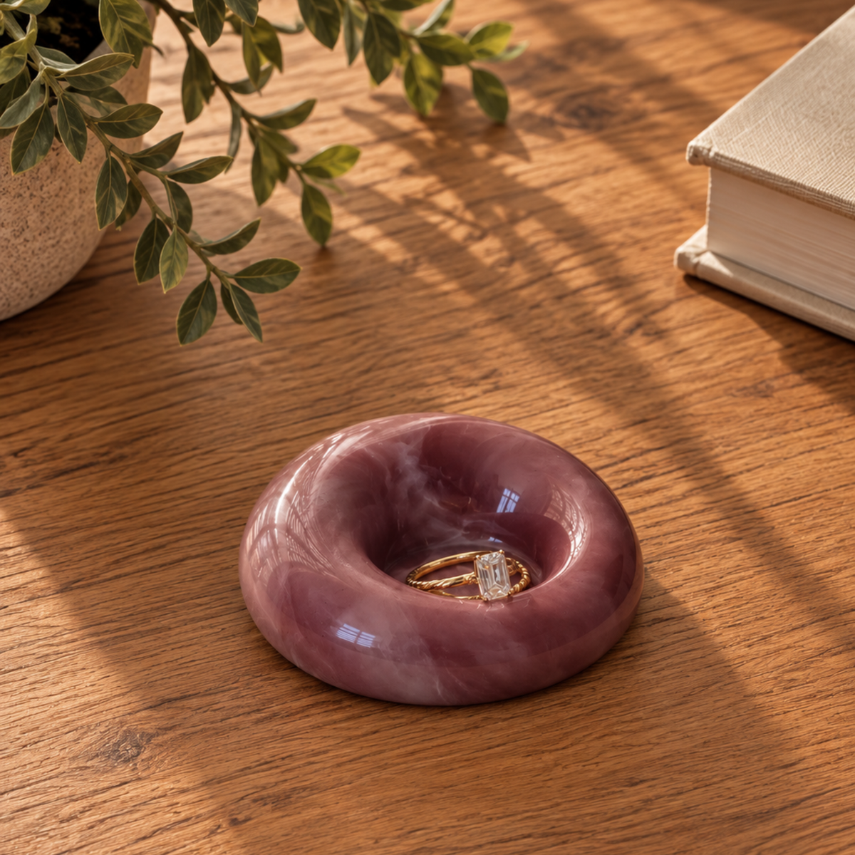GIA RING DISH